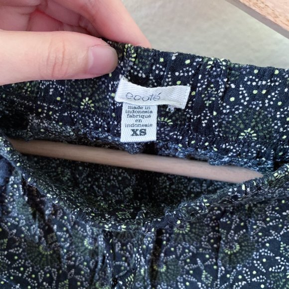 Ecoté Beach Patterned Short XS - Picture 3 of 4